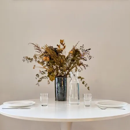 Joli En Hypercentre * Lila