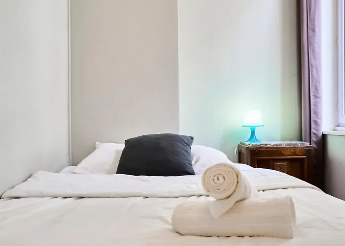 Joli En Hypercentre Apartment *